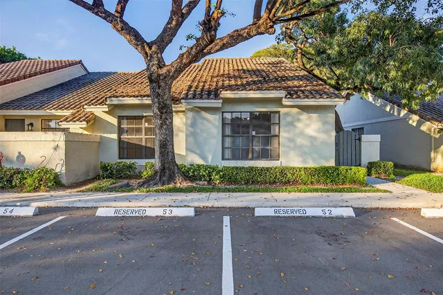 $3,000 | 489 Hardwood Place, Unit 489, Boca Raton, FL 33431