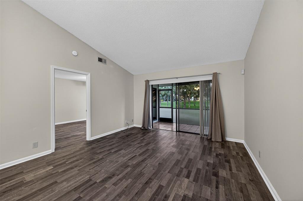 489 Hardwood Place, Unit 489 Boca Raton, FL 33431 - Photo 7 of 43