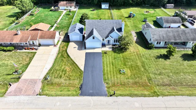 $365,000 | 109 Foley Drive, Essex, IL 60935