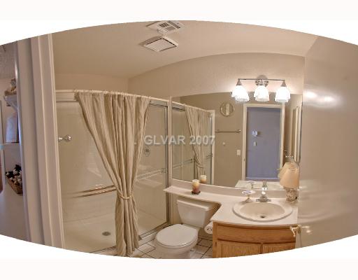 1431 Hawkwood Road Henderson, NV 89014 - Photo 11 of 12 Interior Space/Layout. Guest Bathroom