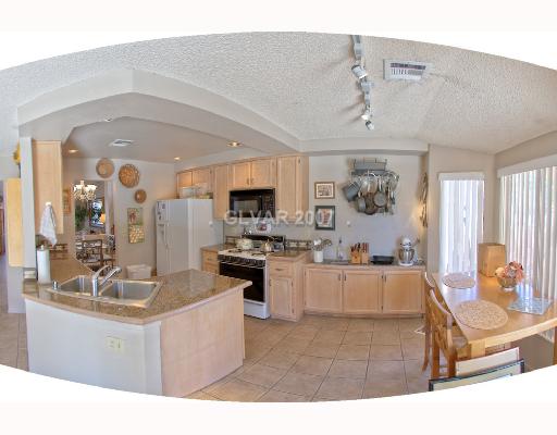 1431 Hawkwood Road Henderson, NV 89014 - Photo 6 of 12 Kitchen. Chef s Delight Kitchen!