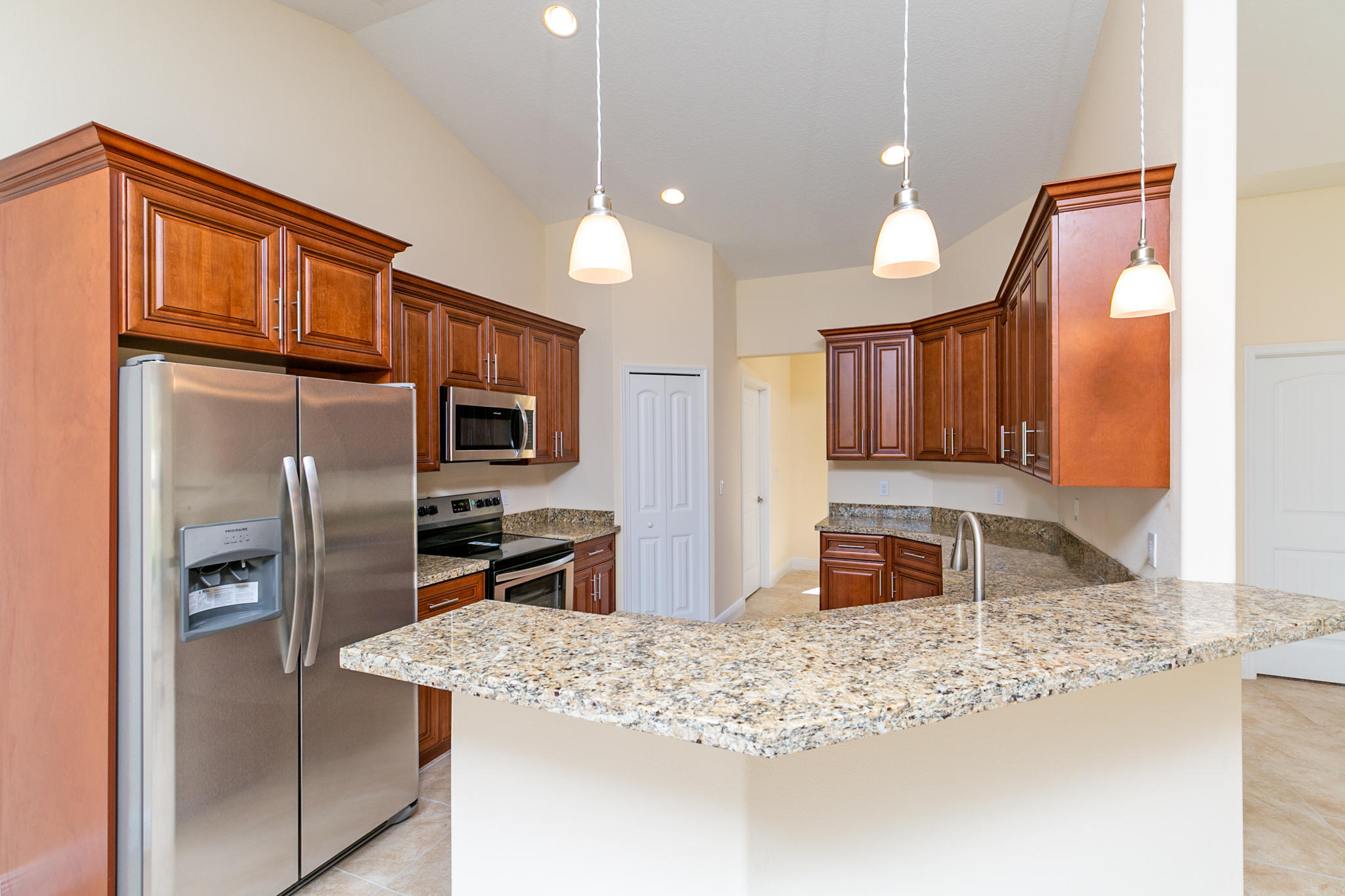 2379 Southwest Salmon Road Port St. Lucie, FL 34953 - Photo 10 of 29 KITCHEN
