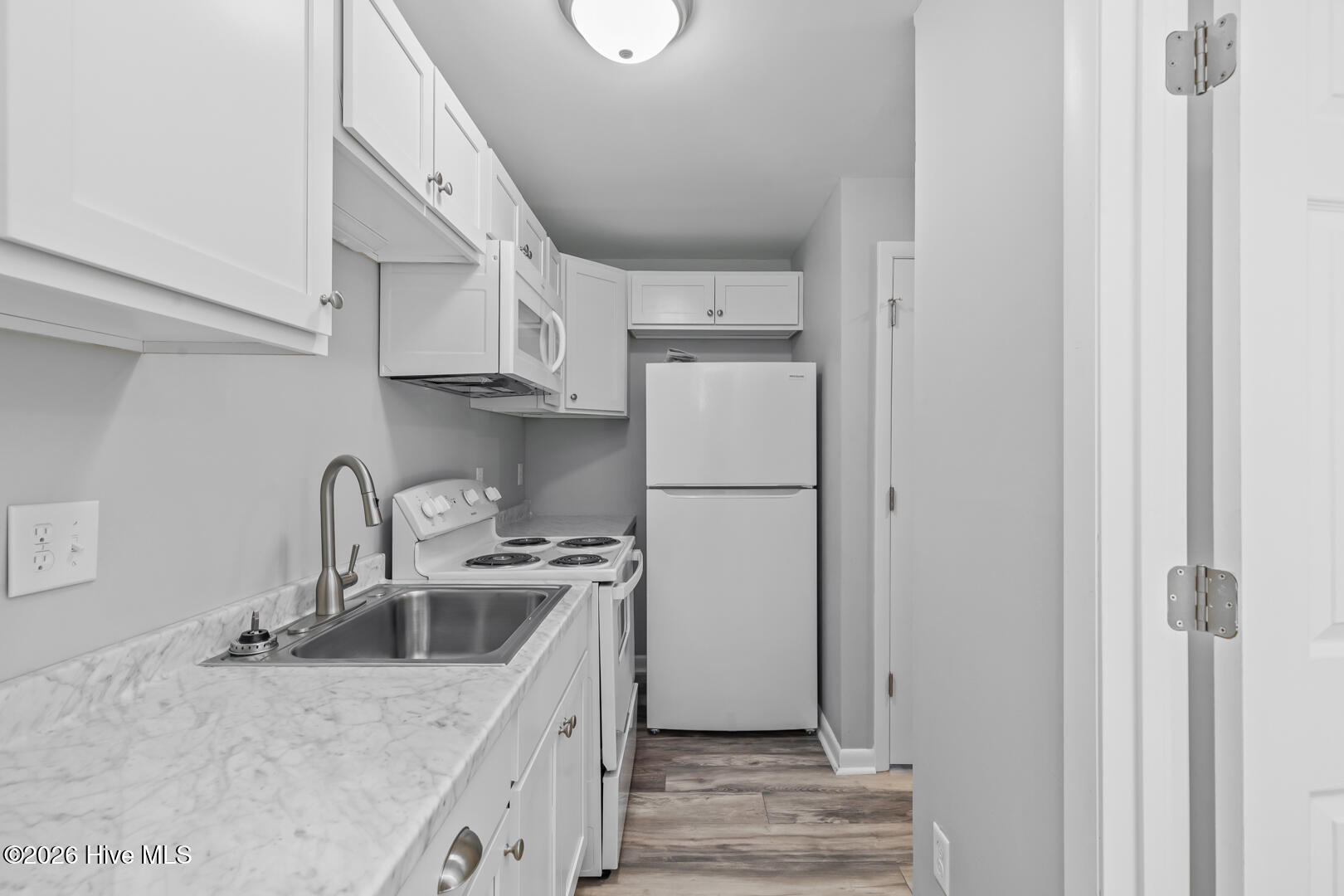 109 Rodeo Lane Jacksonville, NC 28540 - Photo 10 of 17