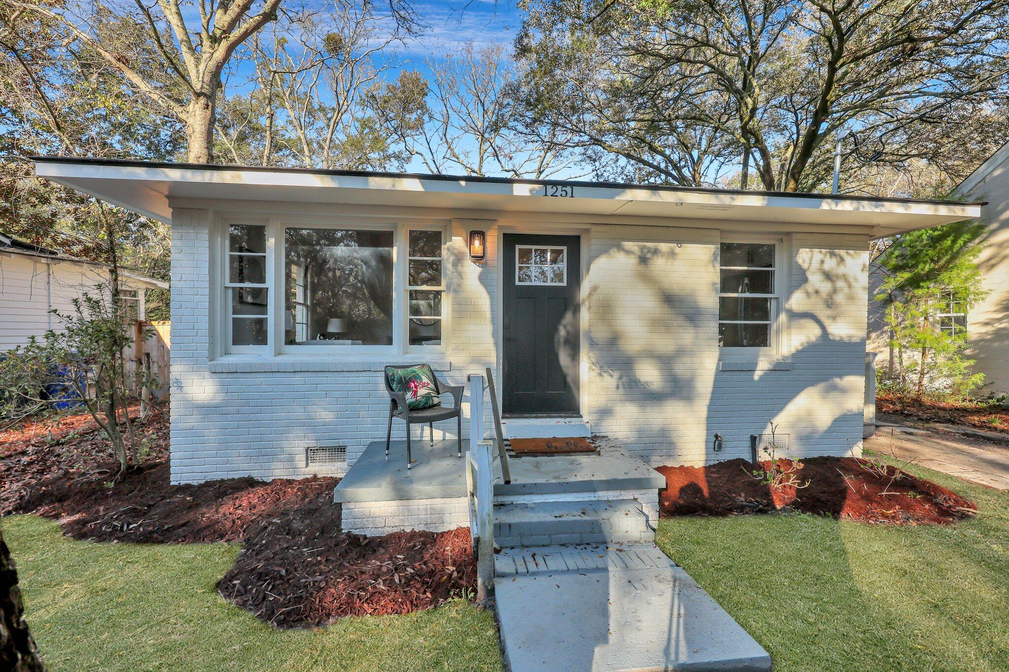 1251 Wisteria Road Charleston, SC 29407 - Photo 1 of 16 Welcome Home!