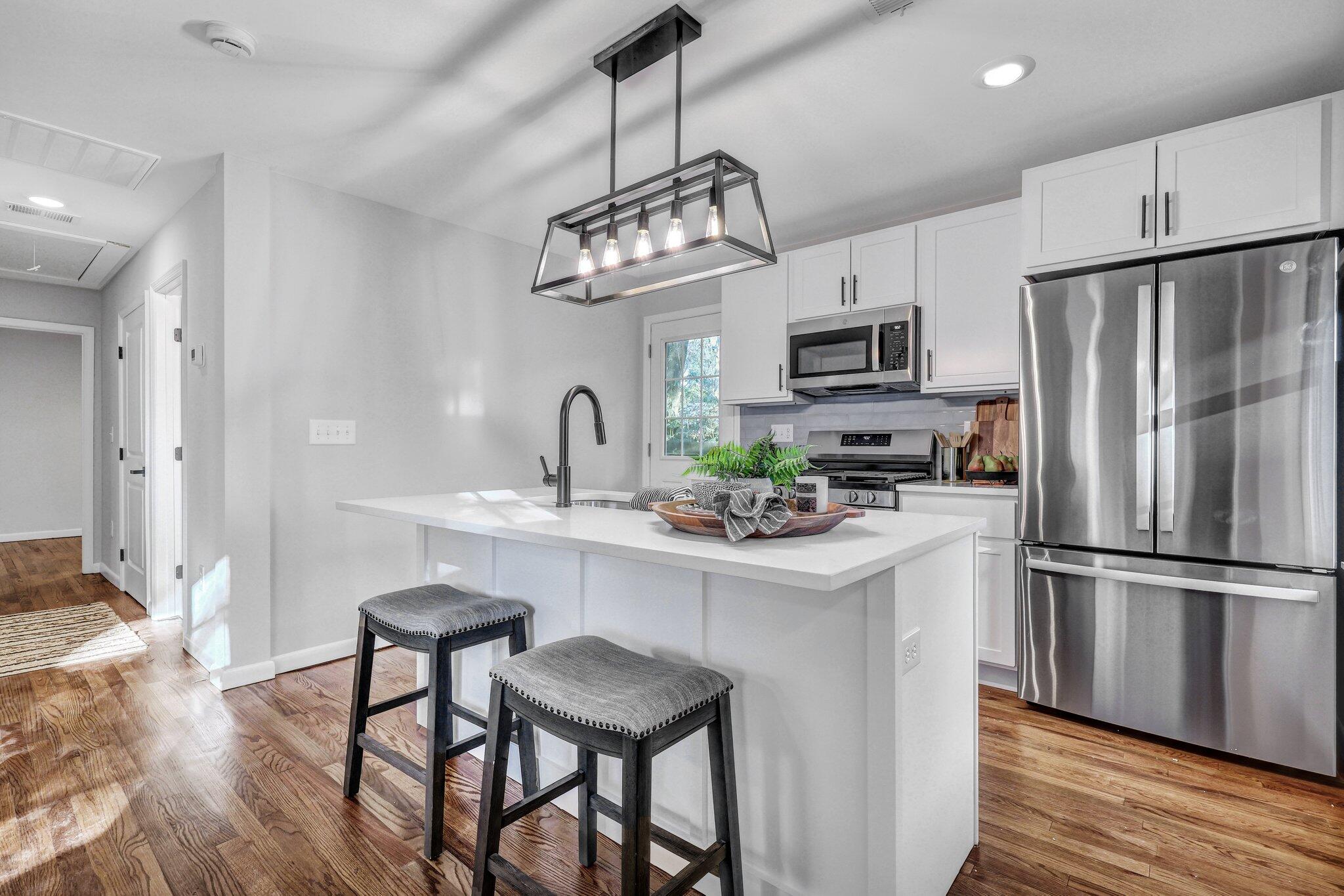 1251 Wisteria Road Charleston, SC 29407 - Photo 3 of 16 Chef's Kitchen