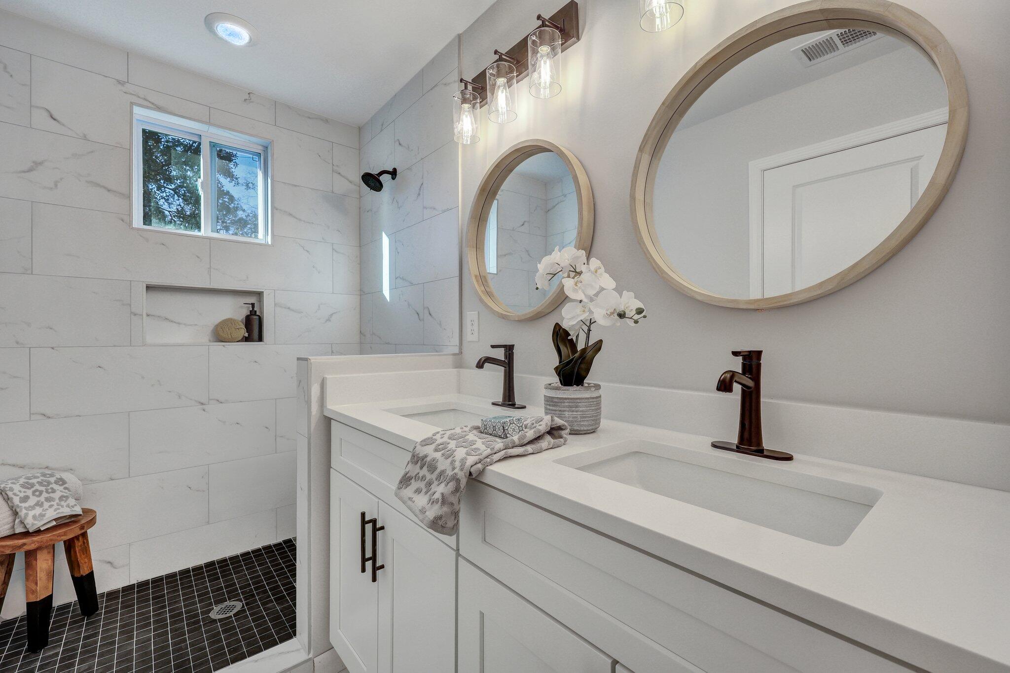 1251 Wisteria Road Charleston, SC 29407 - Photo 8 of 16 Dual Vanity Bath