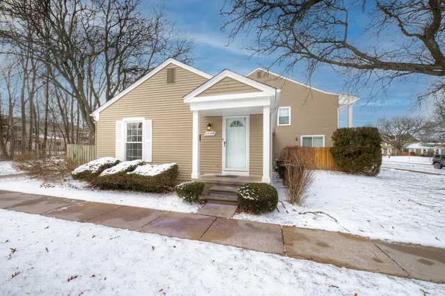 $175,000 | 23439 Stonehenge Boulevard, Novi, MI 48375