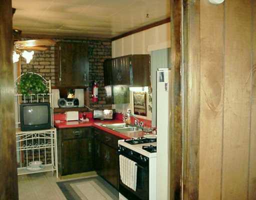 1161 Dohrman Street McKees Rocks, PA 15136 - Photo 3 of 8 Gallery Image 3