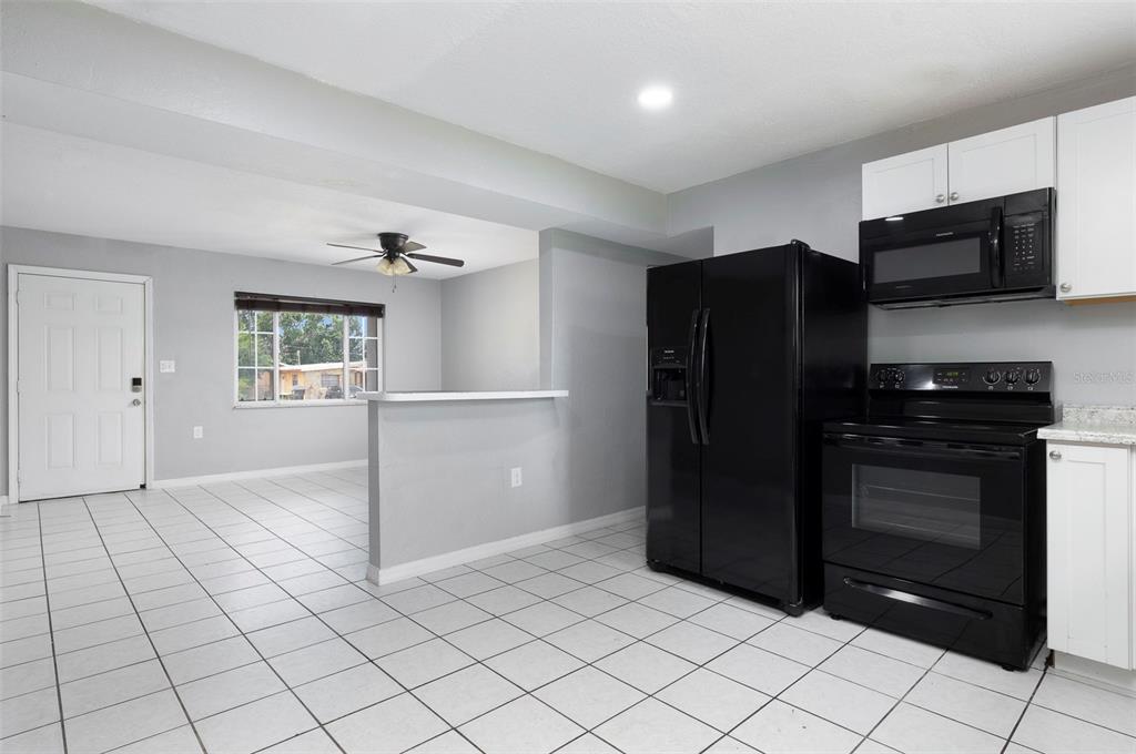5255 45th Avenue North St. Petersburg, FL 33709 - Photo 7 of 24