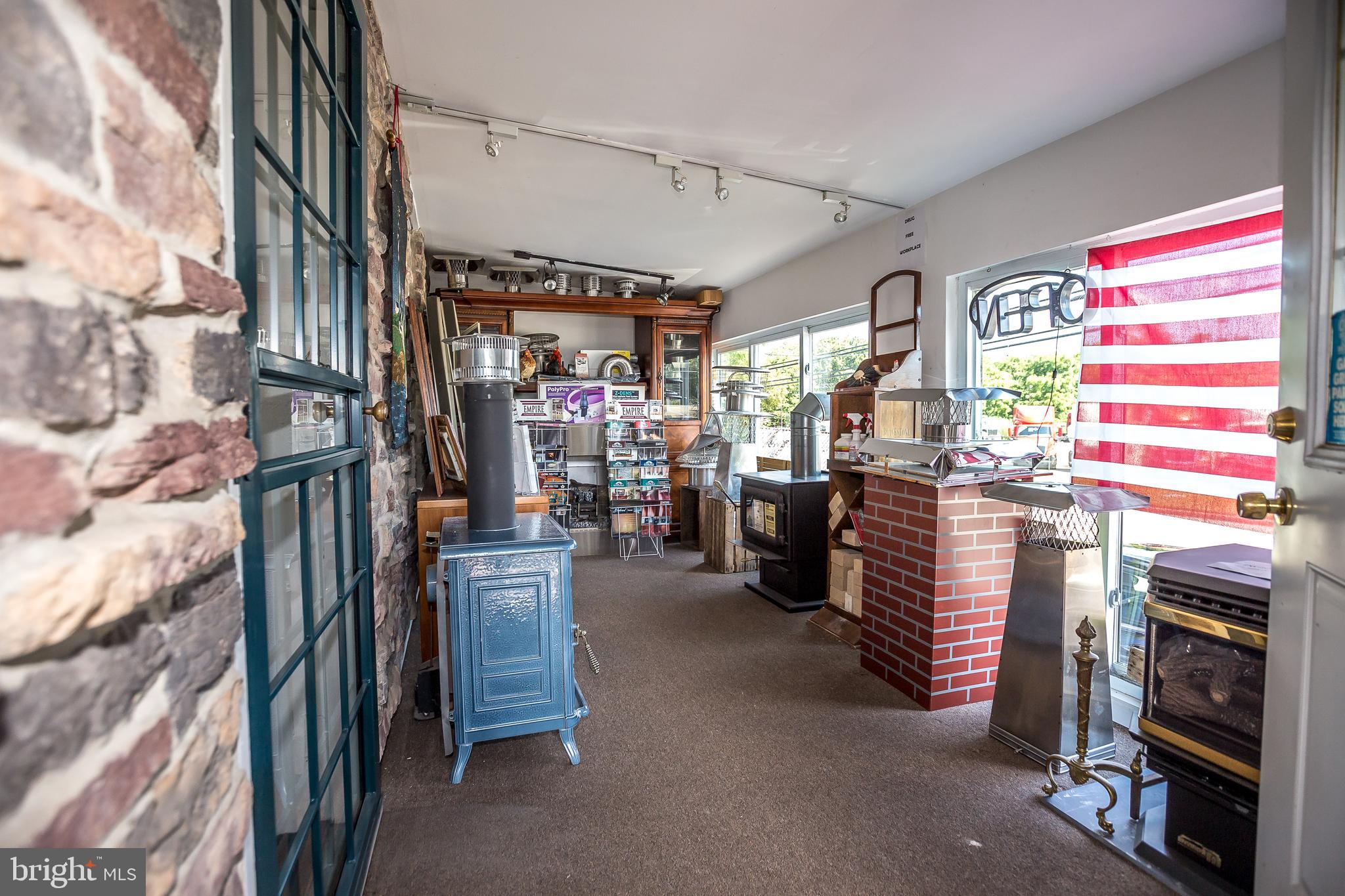 4031 North Point Road Baltimore, MD 21222 - Photo 7 of 50 Gallery Image 7