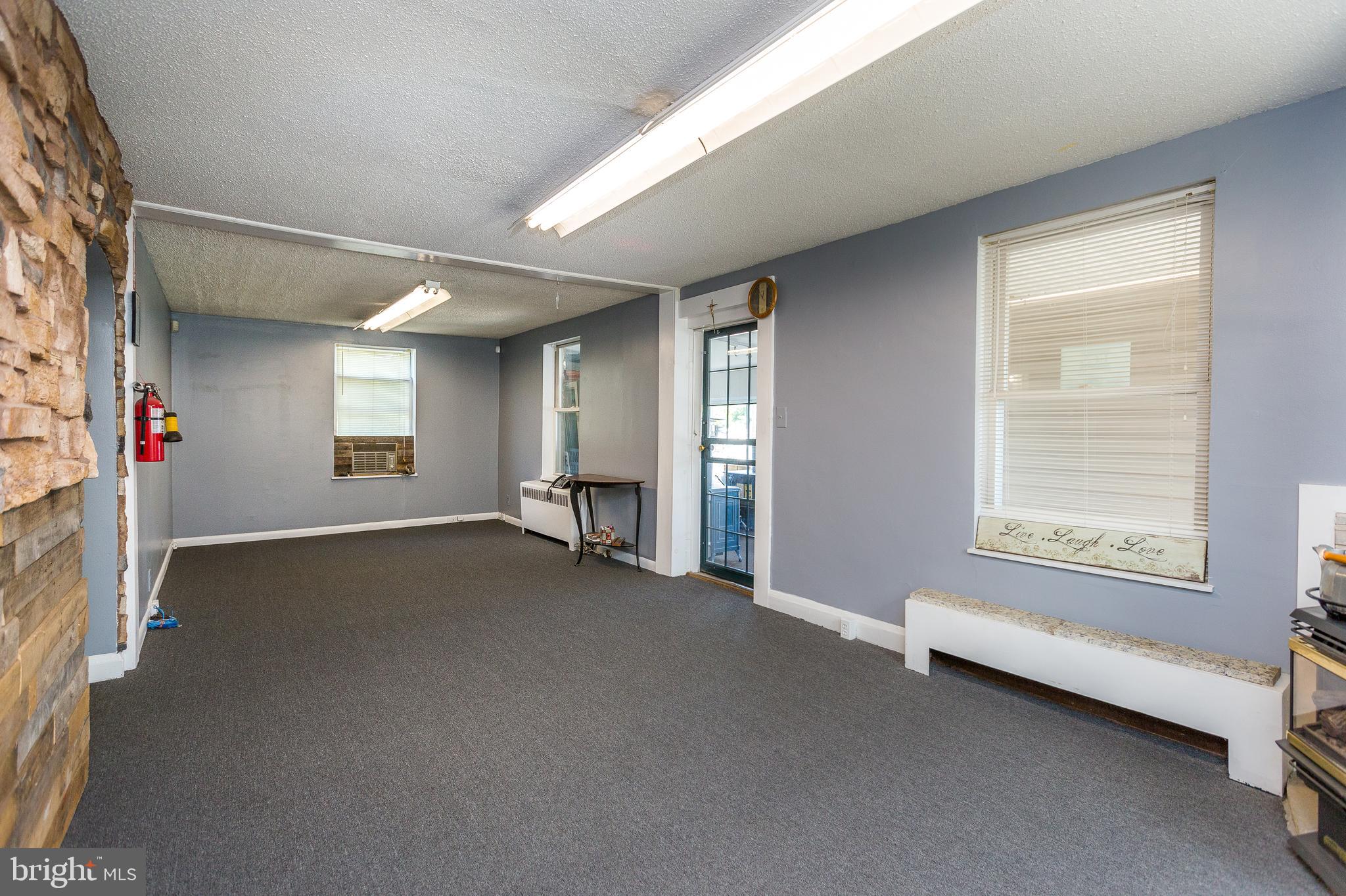 4031 North Point Road Baltimore, MD 21222 - Photo 10 of 50 Gallery Image 10