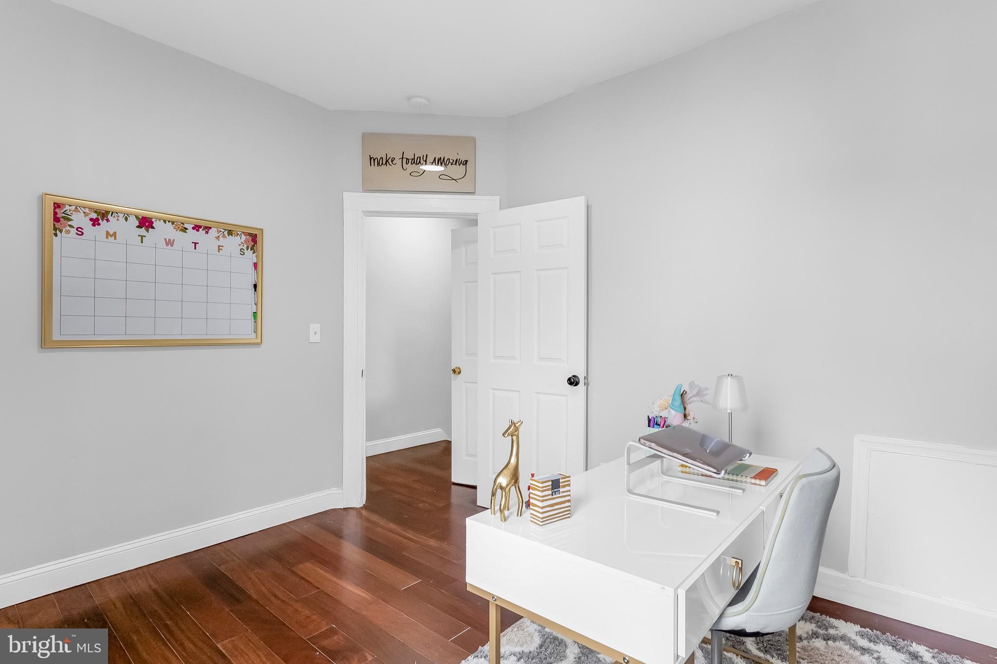 2831 Lake Avenue Baltimore, MD 21213 - Photo 15 of 25