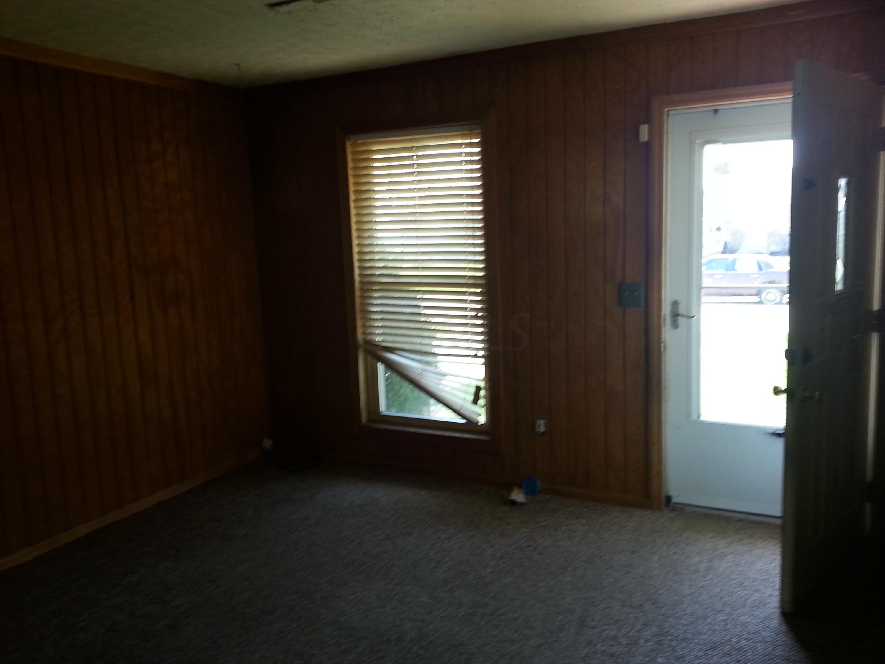816 Bruckner Road Columbus, OH 43207 - Photo 6 of 15 Gallery Image 6