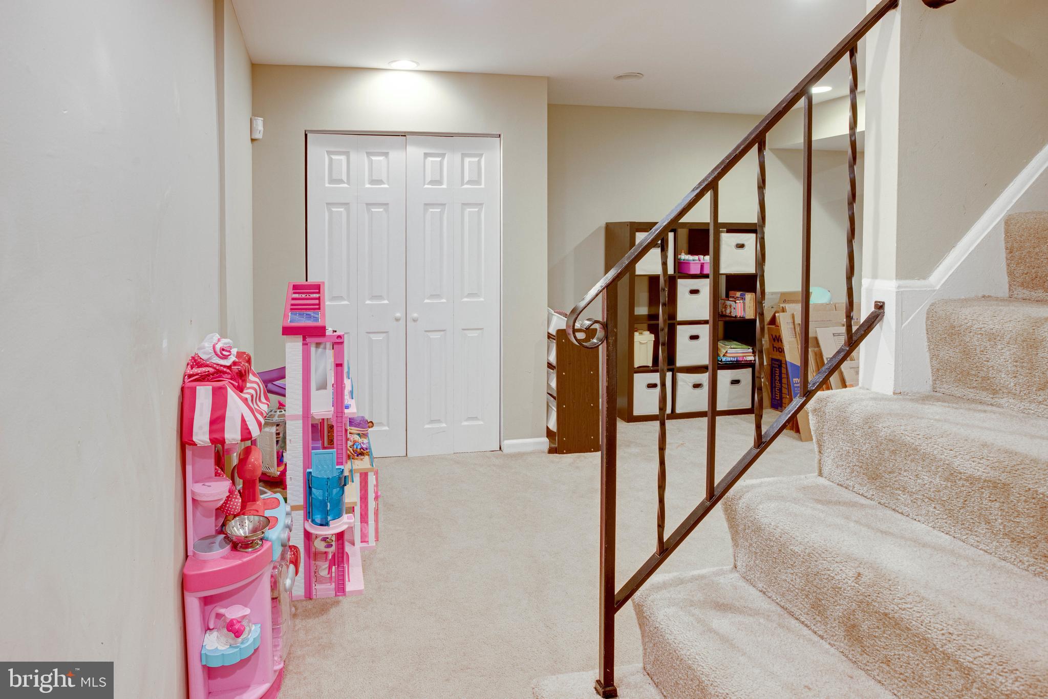 6878 Brian Michael Court Springfield, VA 22153 - Photo 40 of 58