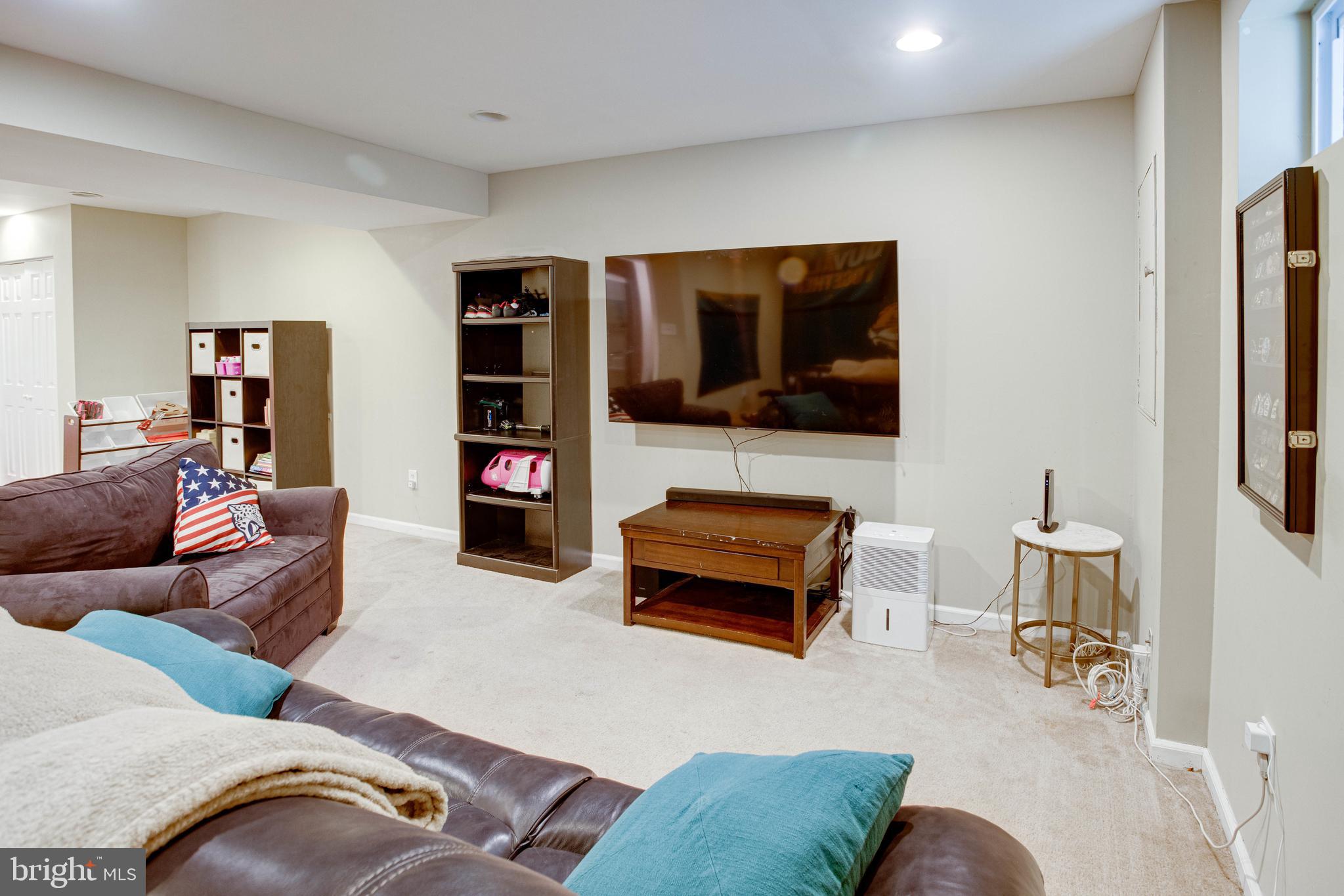 6878 Brian Michael Court Springfield, VA 22153 - Photo 49 of 58