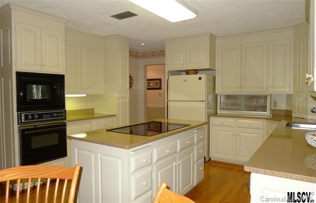 79 Gazebo Road Hickory, NC 28601 - Photo 7 of 24 Gallery Image 7