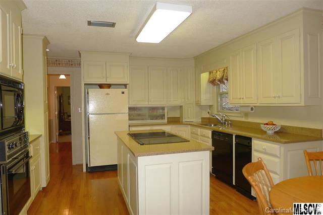 79 Gazebo Road Hickory, NC 28601 - Photo 8 of 24 Gallery Image 8