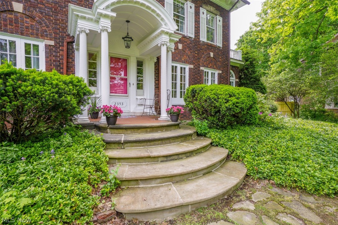2353 Coventry Road Cleveland Heights, OH 44118 - Photo 2 of 35