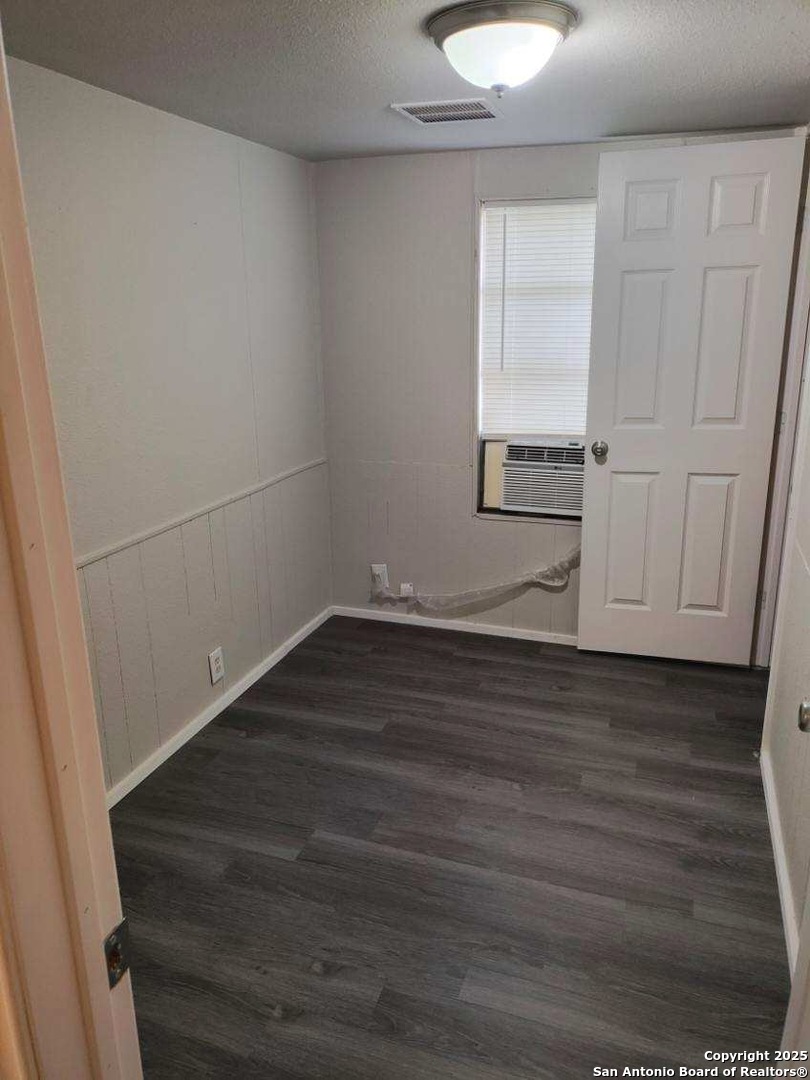 128 Winship Road Pleasanton, TX 78064 - Photo 15 of 30