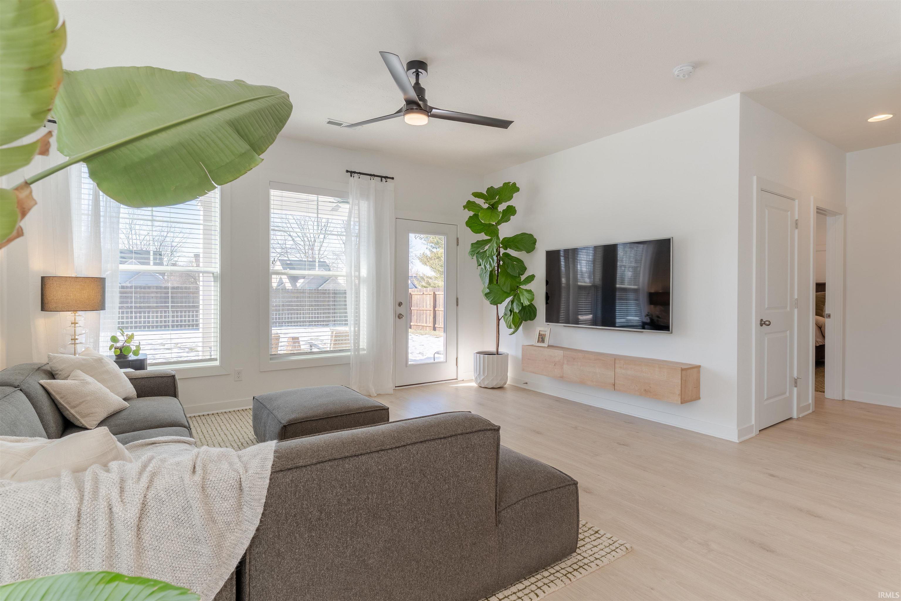 9998 Monte Way Newburgh, IN 47630 - Photo 14 of 35