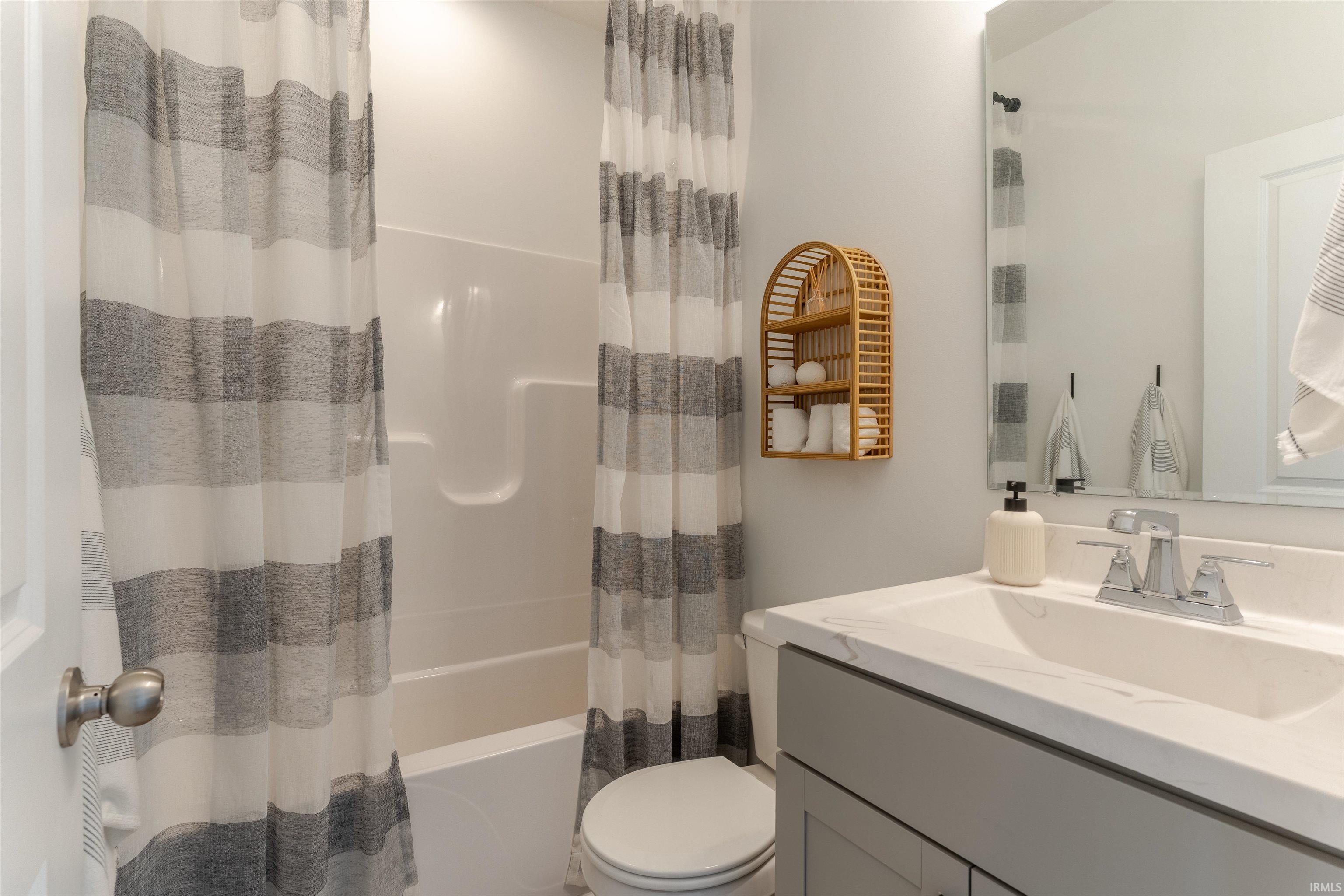 9998 Monte Way Newburgh, IN 47630 - Photo 20 of 35