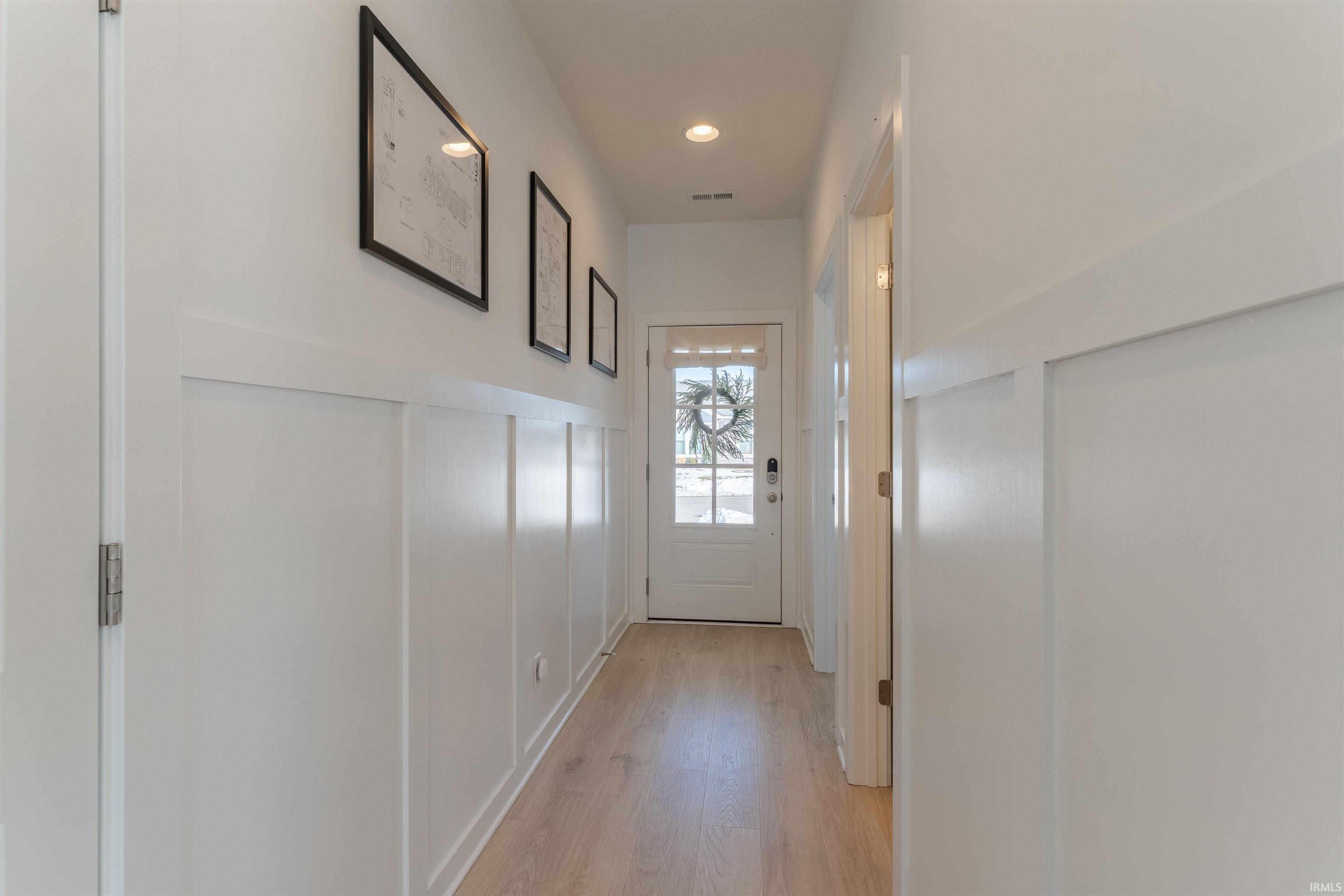 9998 Monte Way Newburgh, IN 47630 - Photo 2 of 35