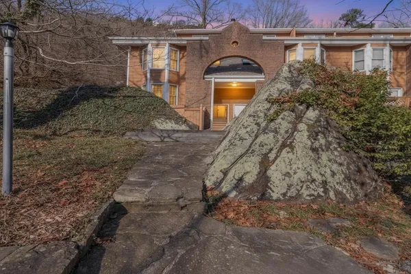 $417,000 | 557 Winterview Lane, Chattanooga, TN 37409