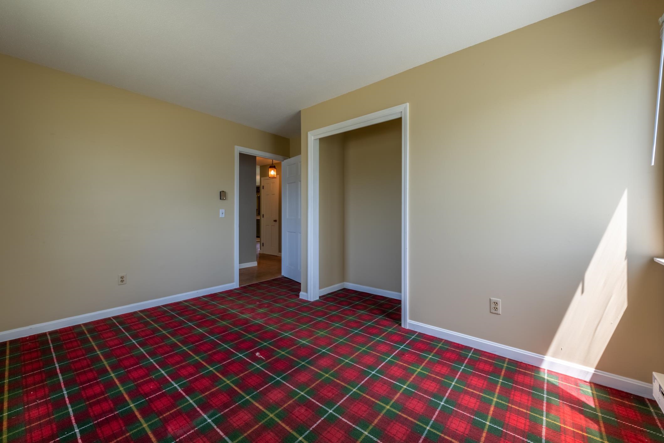 35 Hayes Road New London, NH 03257 - Photo 15 of 26 Gallery Image 15