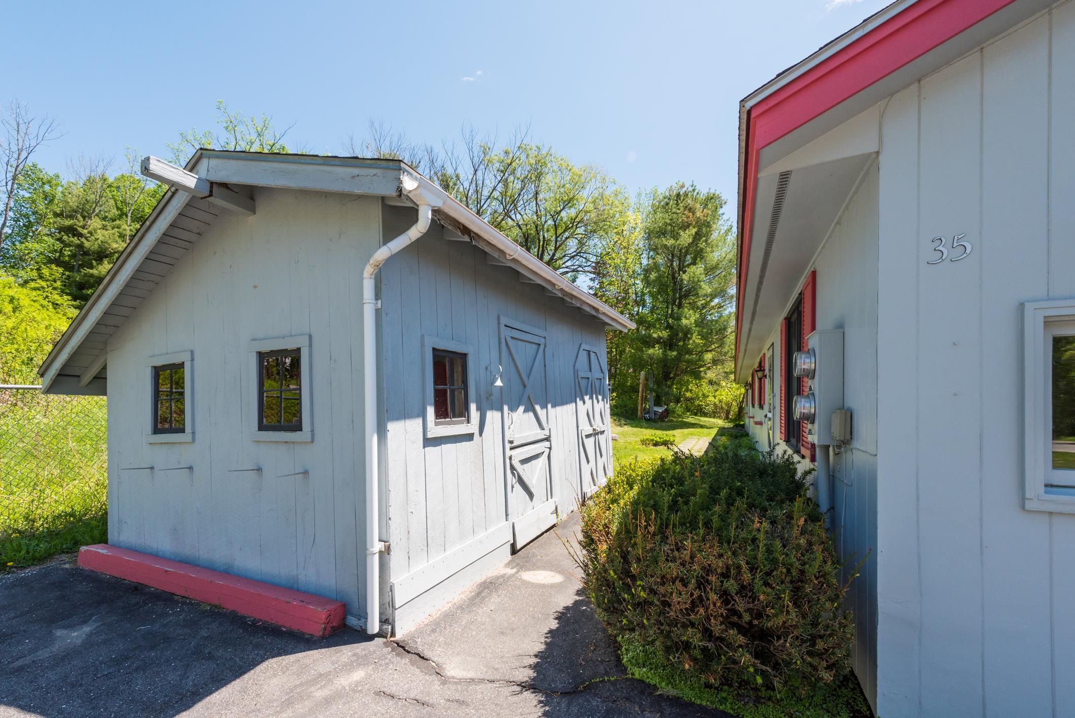 35 Hayes Road New London, NH 03257 - Photo 22 of 26 Gallery Image 22