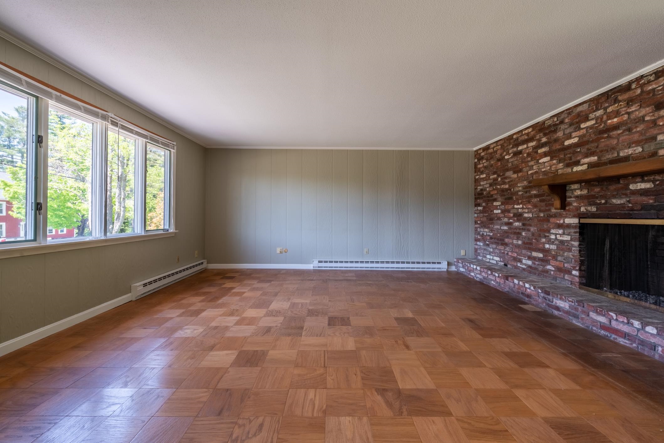 35 Hayes Road New London, NH 03257 - Photo 5 of 26 Gallery Image 5