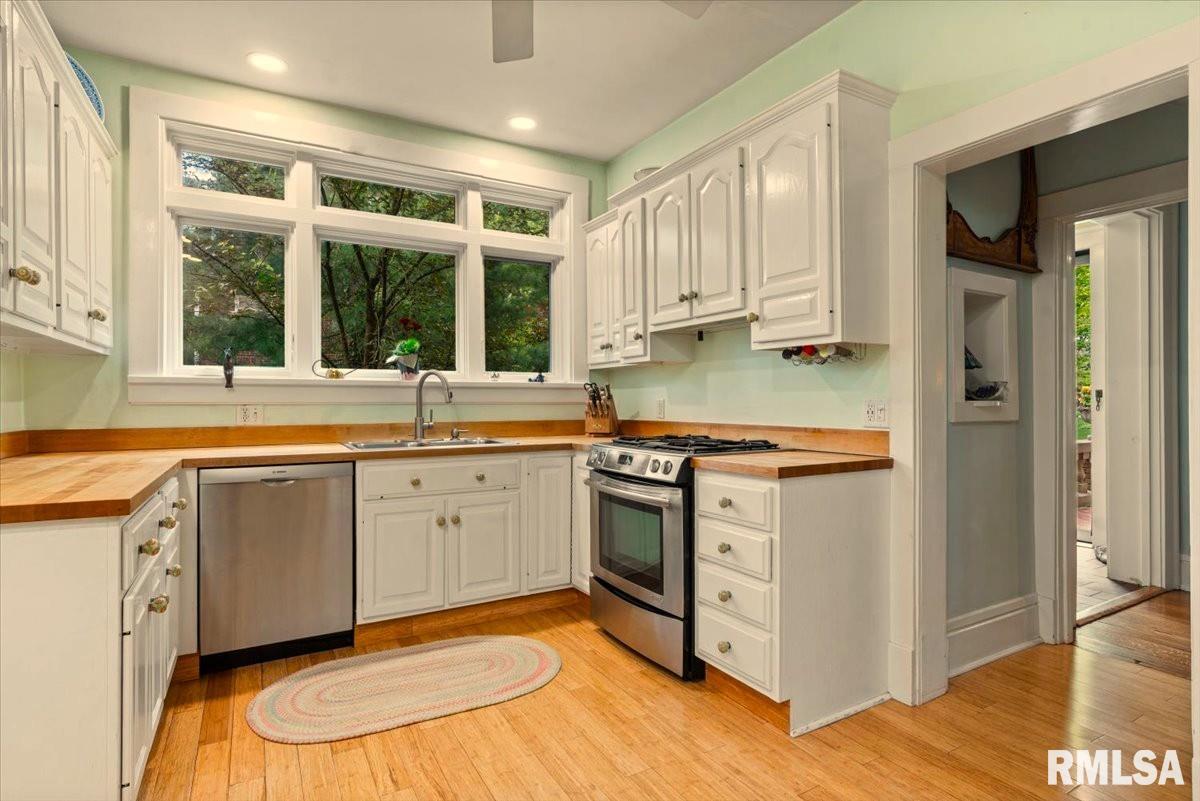 1421 South Wiggins Avenue Springfield, IL 62704 - Photo 18 of 51
