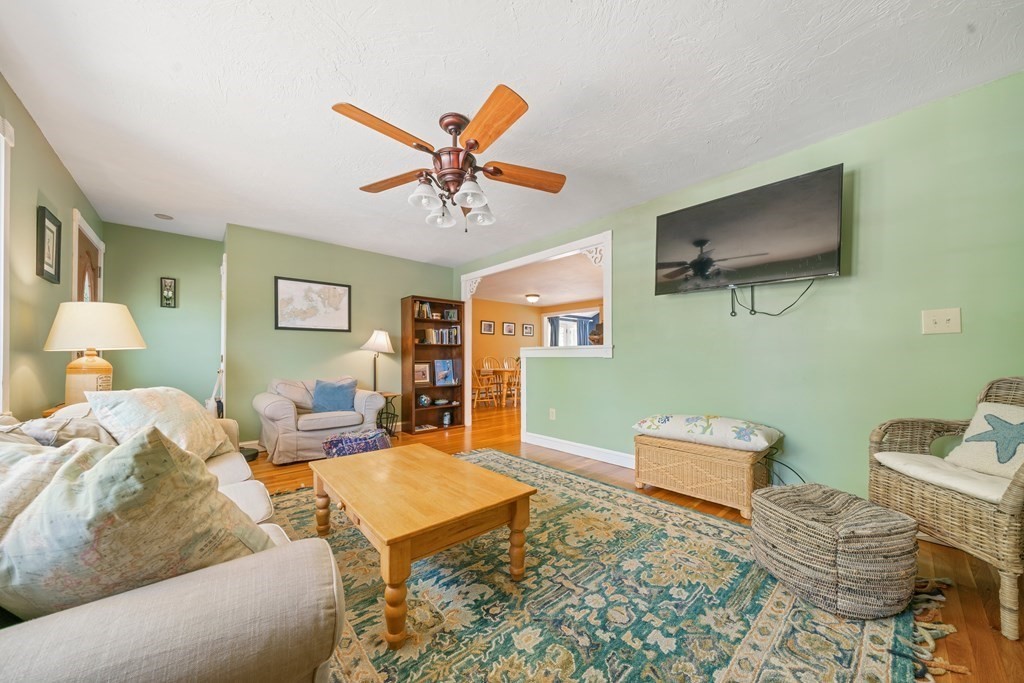 20 Birmingham Road Worcester, MA 01606 - Photo 13 of 22 Gallery Image 13