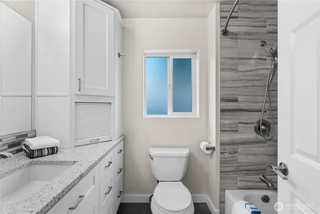 $650,000 | 18121 12th Avenue Northeast, Shoreline, WA 98155