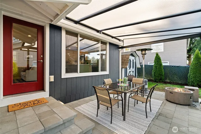 $650,000 | 18121 12th Avenue Northeast, Shoreline, WA 98155