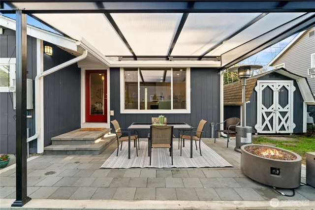 $650,000 | 18121 12th Avenue Northeast, Shoreline, WA 98155