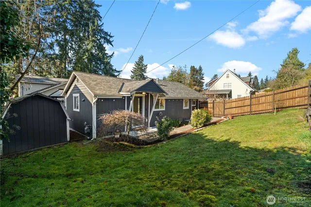 $650,000 | 18121 12th Avenue Northeast, Shoreline, WA 98155