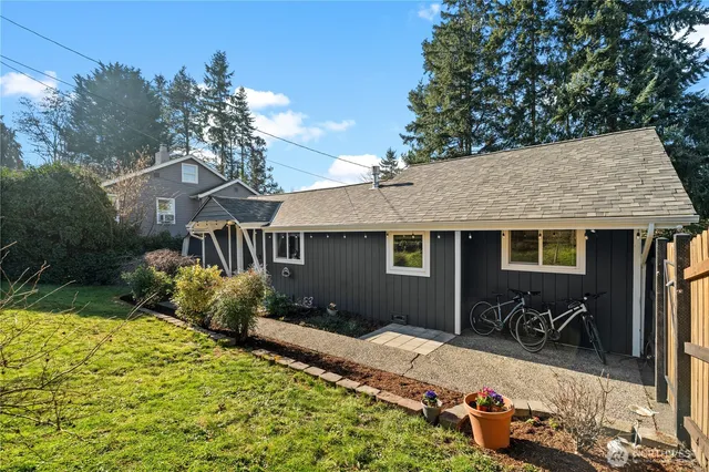 $650,000 | 18121 12th Avenue Northeast, Shoreline, WA 98155