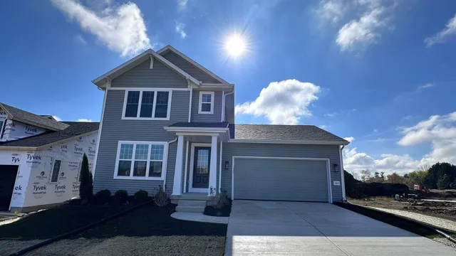 $2,900 | 7647 Stones Throw, Madison, WI 53719