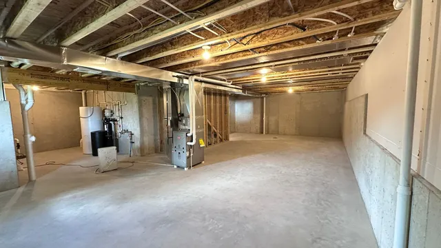 $2,900 | 7647 Stones Throw, Madison, WI 53719