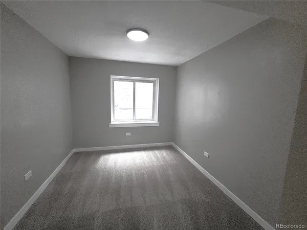 $2,990 | 3026 South Waco Court, Aurora, CO 80013