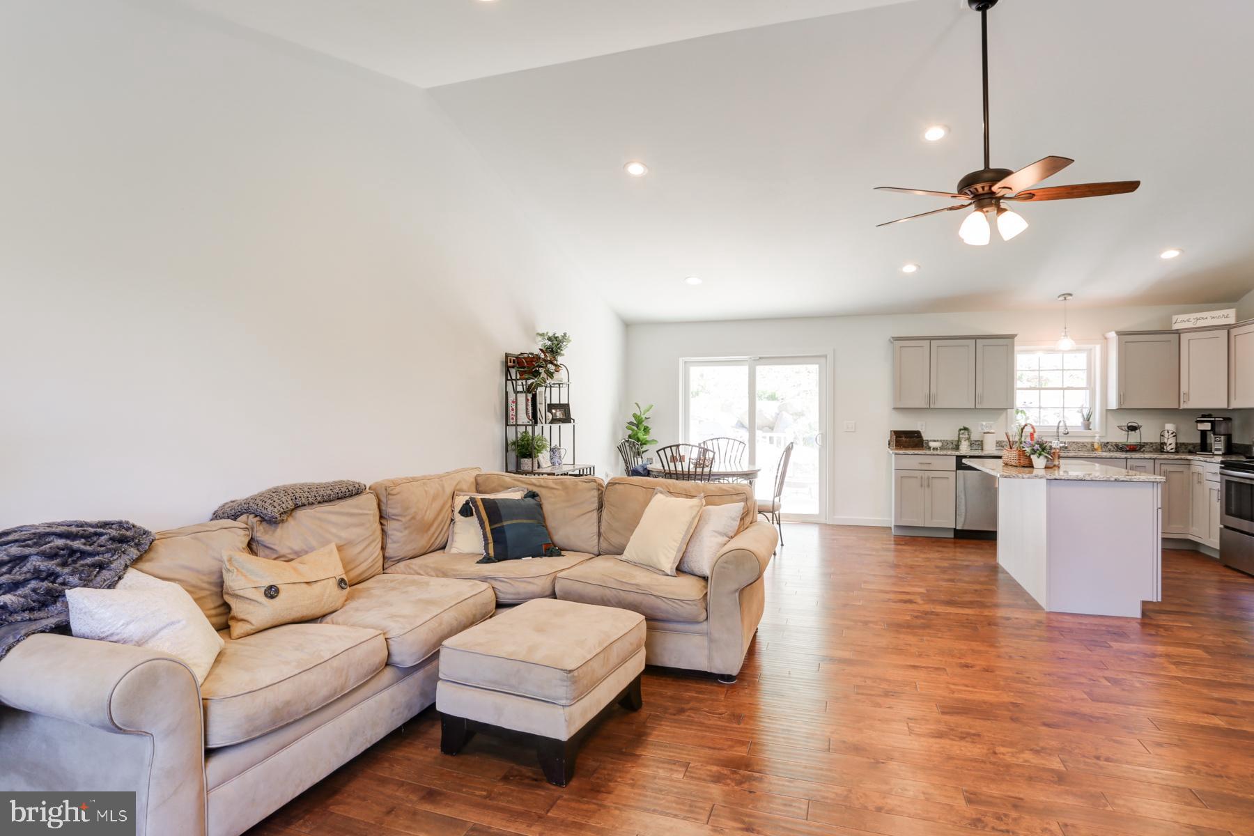 103 Becker Road Elizabethtown, PA 17022 - Photo 11 of 31 Gallery Image 11