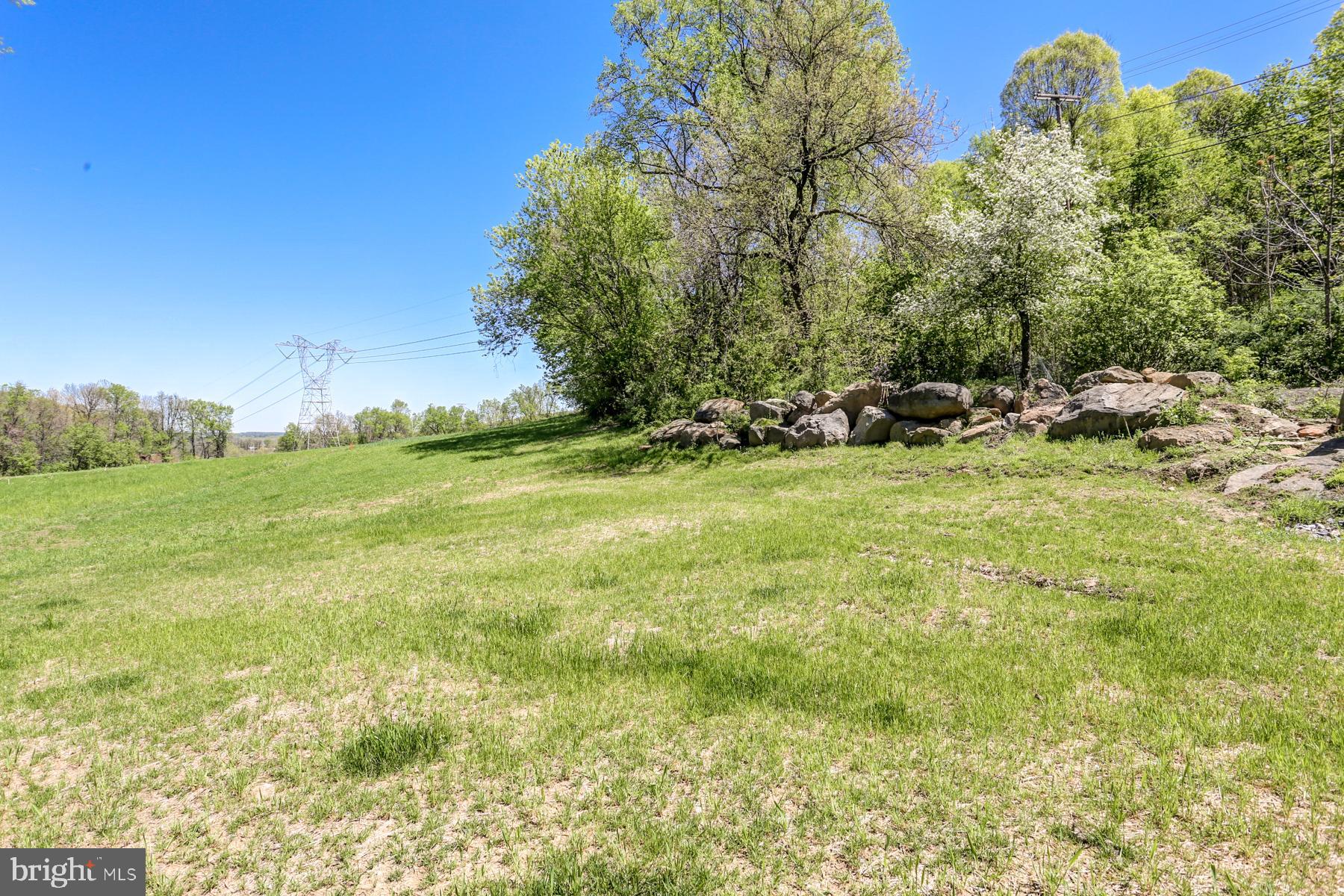 103 Becker Road Elizabethtown, PA 17022 - Photo 30 of 31 Gallery Image 30