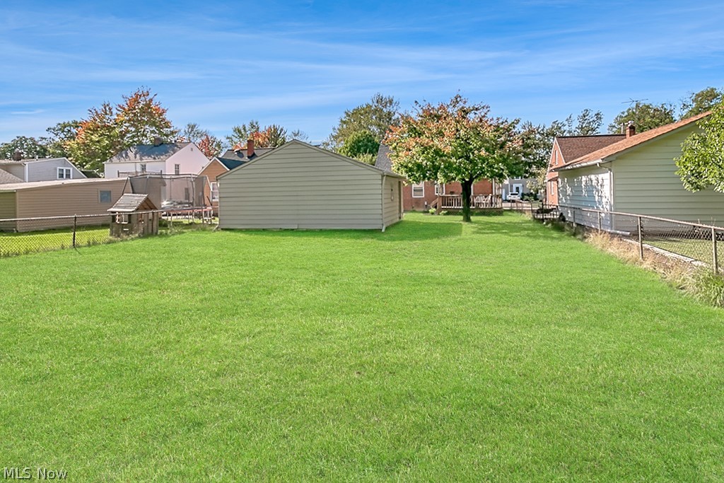 1239 Churchill Road Lyndhurst, OH 44124 - Photo 24 of 27