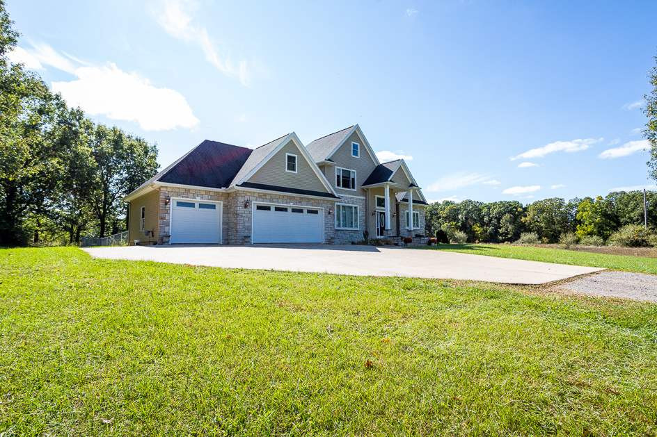 3553 Seymour Road Jackson, MI 49201 - Photo 4 of 47 Photo 4