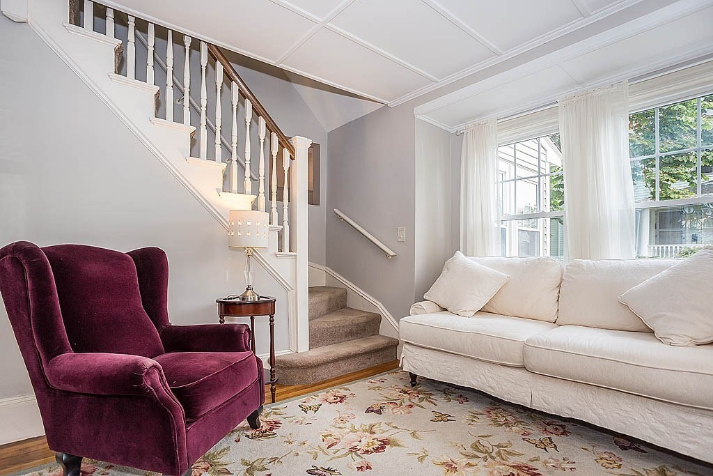 59 Bancroft Avenue Reading, MA 01867 - Photo 5 of 32