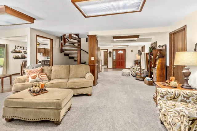 $530,000 | 12469 Southwest 15th Street, Benton, KS 67017