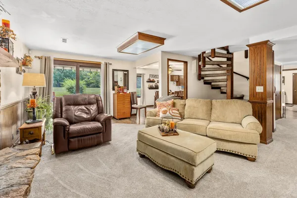 $530,000 | 12469 Southwest 15th Street, Benton, KS 67017