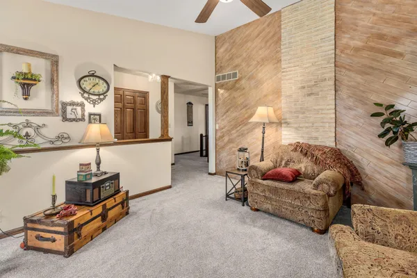 $530,000 | 12469 Southwest 15th Street, Benton, KS 67017