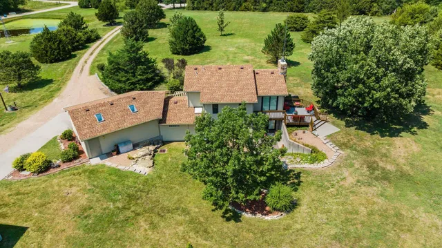 $530,000 | 12469 Southwest 15th Street, Benton, KS 67017