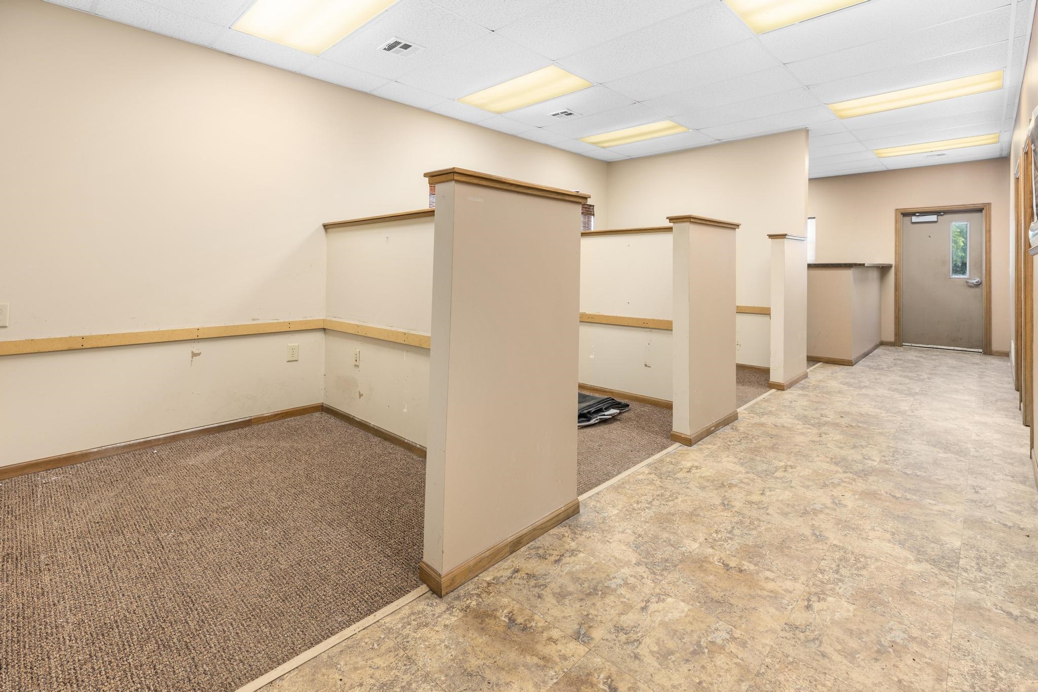 12469 Southwest 15th Street Benton, KS 67017 - Photo 31 of 36